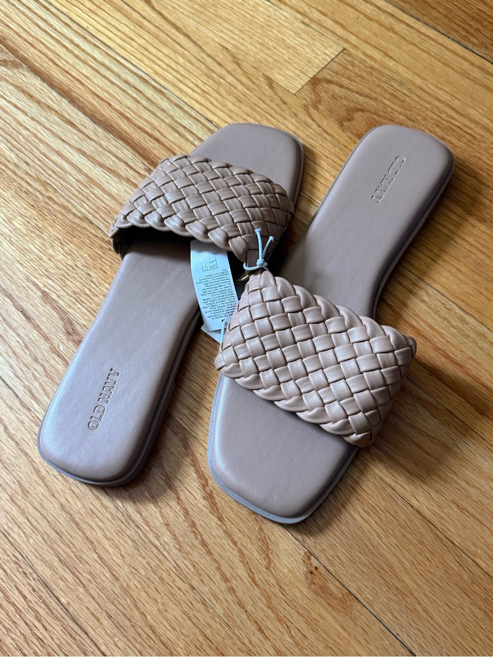 NWT Old Navy Braided Slide Sandal in Tan - Picture 2 of 10
